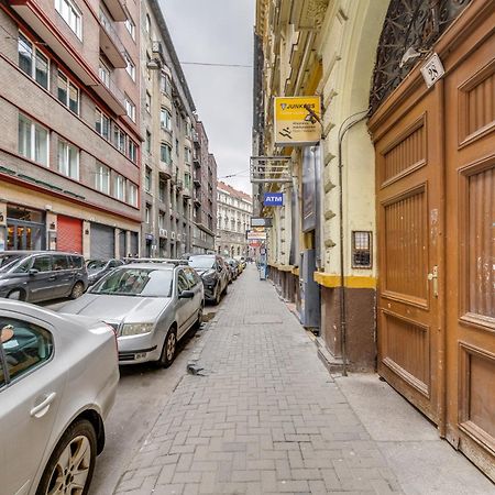 Little Cola Apartment In Dohany Street With Ac Budapest Exterior photo